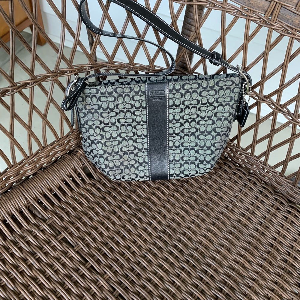 SOLD!! Coach handbag